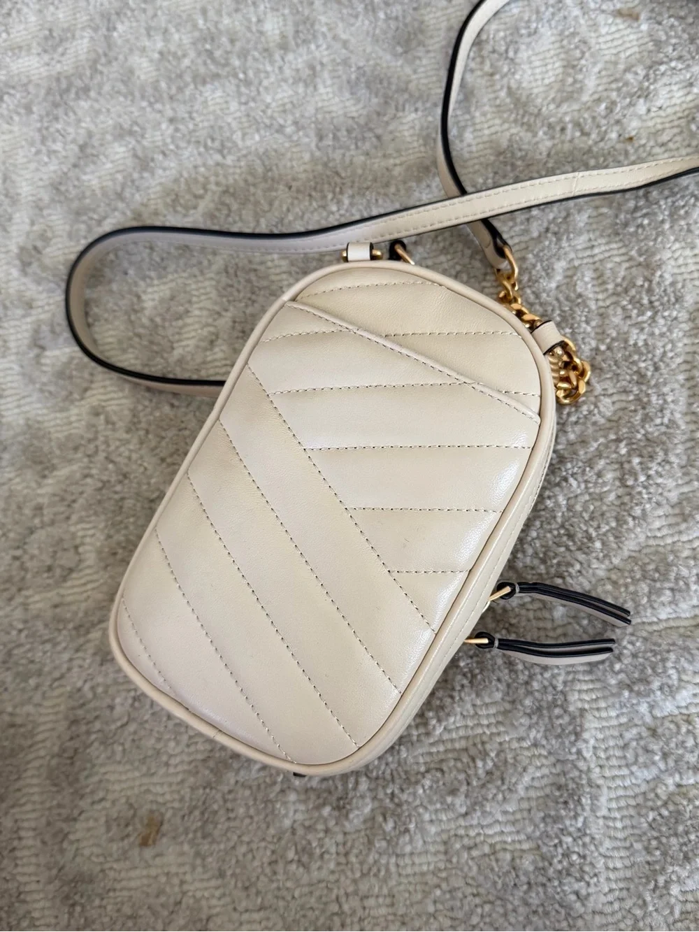 Tory Burch Kira Cream Chevron Quilted Mini Crossbody With Gold Chain - Worn Once